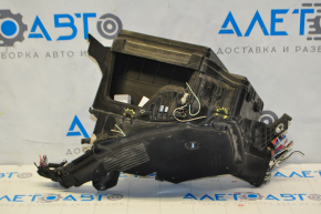 Блок запобіжників підкапотний Lexus RX350 10-15 зламані кріплення, відсутня заглушка, немає кришки