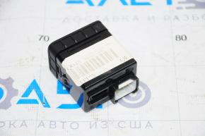 USB Hub Kia Optima 11-15