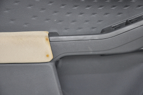 Обшивка дверей картка передня ліва Ford Escape MK4 20-22 чорна з бежевим, подряпини, під чищення