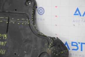 Защита двигателя VW Jetta 19- 1.4T трещины, надломы крепления, затерта