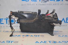 Блок предохранителей подкапотный Ford C-max MK2 13-18 сломано крепление, без крышки