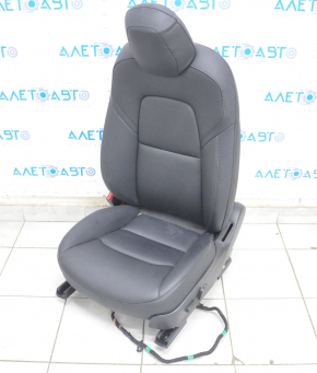 Сидіння водія Tesla Model 3 18- шкіра чорна, без airbag, електро, топляк, не працюють моторчики