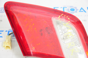 Ліхтар внутрішній кришка багажника правий Toyota Camry v40 07-09 тріщини, під полірування