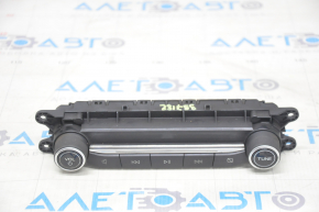 Панель управления магнитофоном Ford Escape MK4 20-22 прижата кнопка