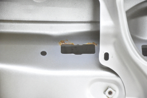 Крышка багажника Toyota Camry v50 12-14 usa серебро 1F7, тычки, ржавчина