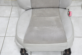 Пассажирское сидение Toyota Camry v50 12-14 usa без airbag, электро, подогрев, кожа серая + замш, под химчистку