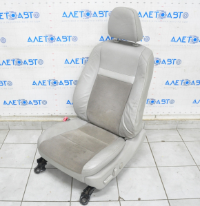 Водительское сидение Toyota Camry v50 12-14 usa без airbag, электро, подогрев, кожа серая + замш, под химчистку, трещины на коже