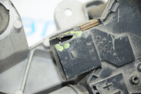 Трапеція двірників очищувача з мотором Chevrolet Volt 11-15 зламана фішка