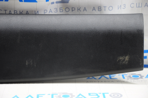 Обшивка двери багажника верх Mazda CX-5 13-16 черн, царапины, слом креп