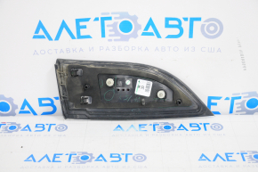 Фонарь внутренний крышка багажника правый Chevrolet Volt 11-15 нет фрагмента, под полировку