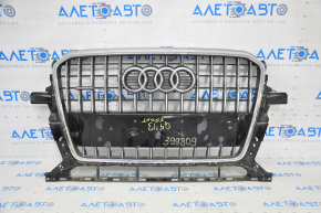Решітка радіатора grill Audi Q5 8R 13-17 рест пісок, подряпини, надувся хром, полізла фарба накладки