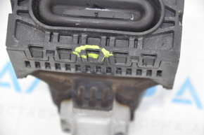 Подушка двигателя правая BMW i3 14-21 сломана защелка