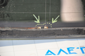 Скло заднє двері багажника Audi Q5 8R 09-17 тонування, подряпини, відірвані дроти