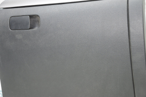 Ящик рукавички, бардачок VW Jetta 11-18 USA чорний з сірою вставкою, тип 1 подряпини