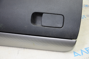 Перчаточный ящик, бардачок VW Jetta 11-18 USA черн с серой вставкой, без замка, царапина