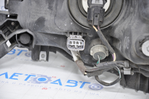 Фара передняя правая Subaru Outback 15-17 голая, дорест, галоген, темная, под полировку