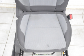 Пассажирское сидение Ford C-max MK2 13-18 без airbag, механич, тряпка черно-серое, под чистку