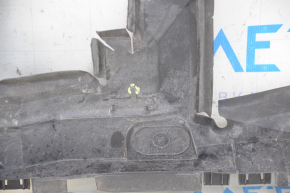 Дефлектор радіатора прав Audi Q5 8R 13-17 2.0T рест, зламане кріплення