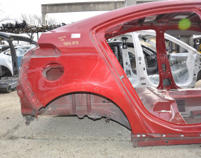 Чверть крило задня права Chevrolet Volt 11-15 червона на кузові, тички