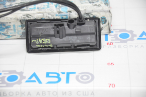 Камера заднього виду з кнопкою та ручкою відкриття багажника Audi A4 B9 17-