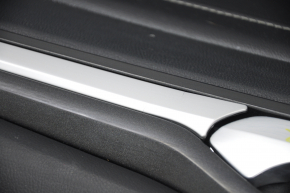Обшивка дверей картка передня прав Ford Fusion mk5 17-20 titanium, чорна шкіра з чорною вставкою шкіра, підлокітник шкіра, молдинг сірий, тріщина, подряпини на шкірі, прим’ята