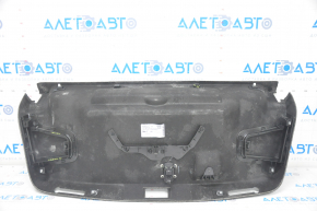 Обшивка крышки багажника Audi A3 8V 15-20 4d черн, слом креп