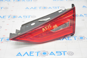 Ліхтар внутрішній кришка багажника правий Audi A3 8V 15-16 4d usa LED