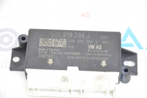 Блок управления парктрониками PDC Park assist Audi A3 8V 15-16 под передний и задний парктроники