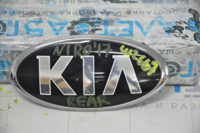 Емблема значок KIA двері багажника Kia Niro 17-22 HEV, PHEV зламана направляйка, поліз хром