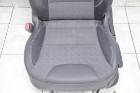 Сидіння водія Kia Niro 17-22 HEV, PHEV з airbag, комбіноване чорне, механічне, підігрів
