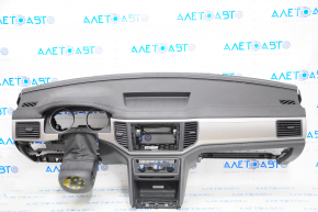 Торпедо передняя панель с AIRBAG VW Atlas 18-19 черная, вставка под алюминий