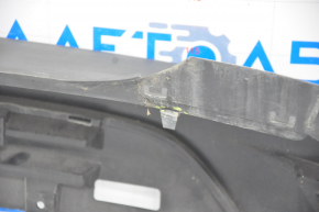 Бампер задній голий Ford Escape MK3 17-19 рест, під парктроніки, структура, притиснутий, надлом кріп, подряпини