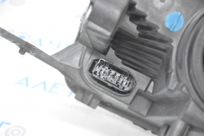Фара передняя правая в сборе Ford Escape MK3 17-19 рест галоген+led, светлая, полез лак, песок