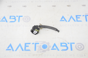 Фишка датчика уровня жидкости бачка омывателя Lexus NX200t NX300 NX300h 15-21