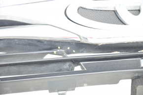 Решетка радиатора grill со значком Toyota Camry v50 12-14 usa LE XLE, вздут хром, треснута