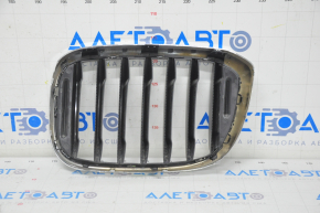 Решітка радіатора grill прав BMW X3 G01 18-21 ніздря, хром обрамлення + сіра решітка, пісок