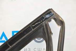 Уплотнитель стекла с верхним молдингом задний правый Chrysler 200 15-17 черный глянец, мелкие царапины