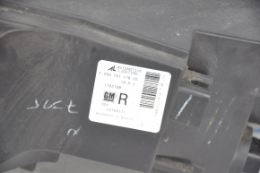 Фара передняя правая голая Chevrolet Volt 11-15 песок, под полировку