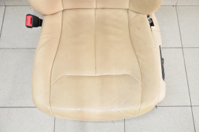 Водительское сидение BMW 3 F30 12-18 с airbag, электро с памятью, кожа беж, надорвана кожа
