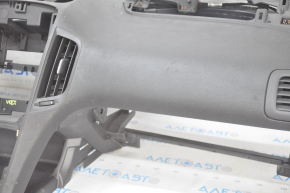 Торпедо передня панель без AIRBAG Chevrolet Volt 11-15 черн без накладки на подушку, графіт накладка щитка приладів, потерта