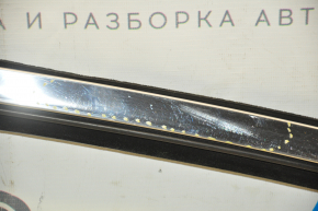 Стекло двери треугольник переднее левое Lincoln MKZ 13-16 с хромом, царапины, под полировку