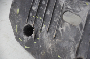 Накладка заднего правая рычага под пружину BMW 3 F30 12-18 примята, потерта, надрыв
