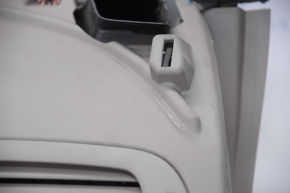 Торпедо передняя панель без AIRBAG Chevrolet Volt 11-15 светл-сер без накладки на подушку, царапина