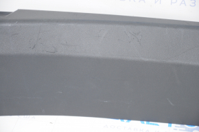 Накладка проема заднего багажника Tesla Model 3 18- чёрн, царапины