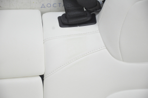 Задний ряд сидений 2 ряд Tesla Model 3 18- кожа белая, с подогревом, потерт