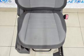 Пасажирське сидіння Ford C-max MK2 13-18 без airbag, механіч, ганчірка чорно-сіра, під чищення