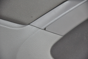 Обшивка дверей картка задня ліва VW Tiguan 09-17 чорна ганчірка, подряпини, надлом