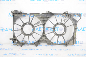 Диффузор кожух радиатора голый Subaru Outback 10-14 3.6 трещины