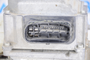 Головний гальмівний циліндр із ваккумним підсилювачем у зборі Nissan Leaf 13-17 не має фрагментів фішок.
