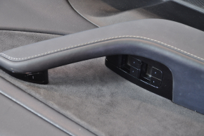 Обшивка двери карточка передняя левая Tesla Model 3 18-20 кожа чёрная, с управлением стеклоподъемником и кнопкой открытия двери, полез лак